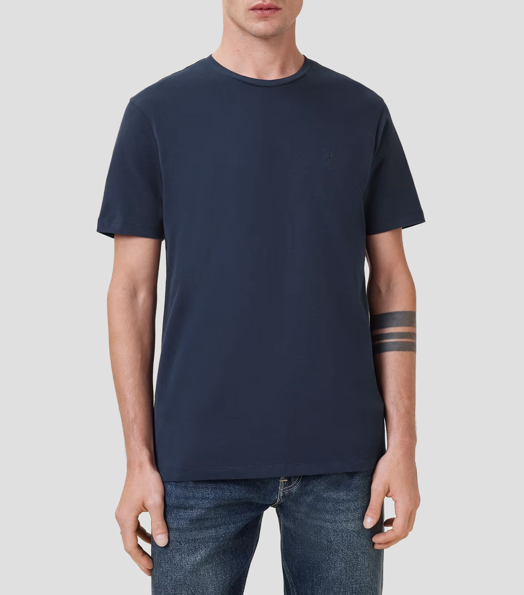 Playera de cuello redondo con manga corta Hombre